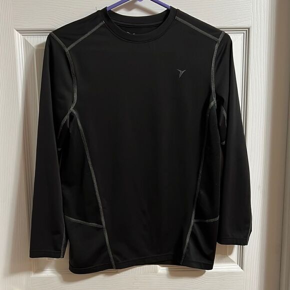 Old Navy boys size 10/12 black base layer shirt. - Picture 1 of 4